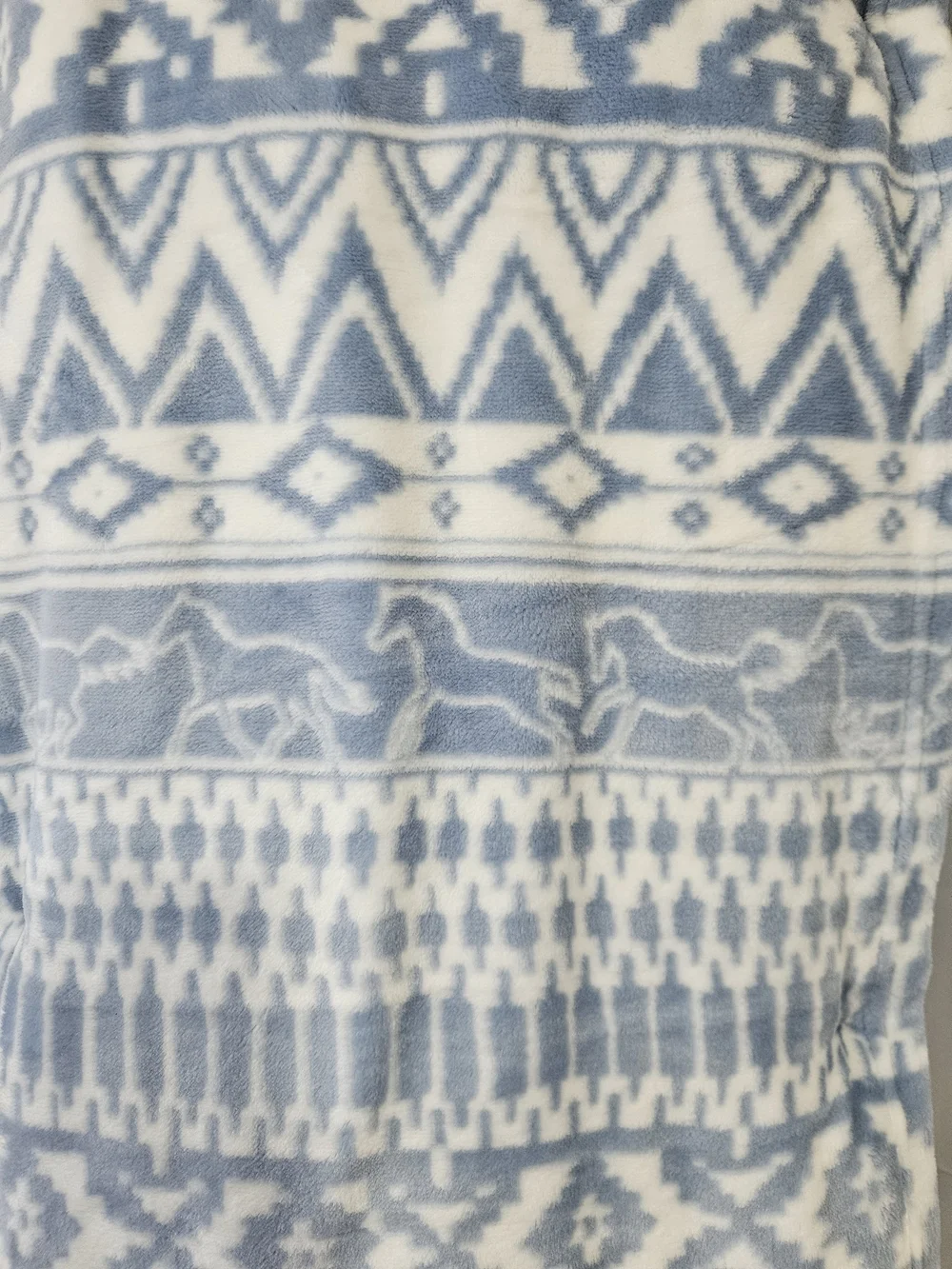 Wrangler King Size Ultra Plush Blanket – Blue & White Western Aztec | NWT
